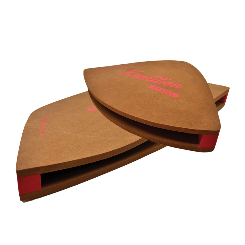 protection pour planches de surf qui consiste en un bloc en mousse EVA qui protège le nose et le tail de la planche dans les housses de surf voyage. Specialement adaptée pour les planches de surf type Shortboard